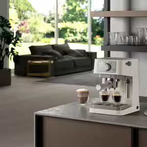 DL0261 - Stilosa Manual Coffee Machine - Cream