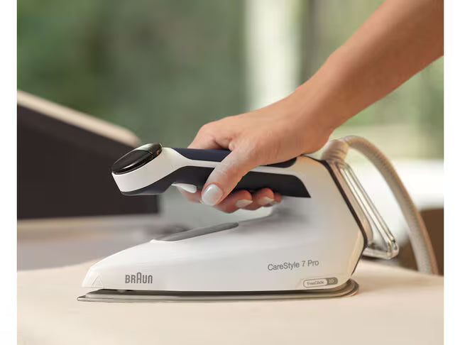 BN7282 2700W 8 Bar Carestyle 7 Pro Steam Generator Iron
