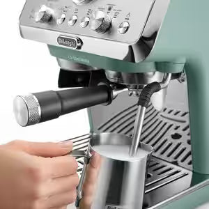 DL9156 - La Specialista Arte Bean to Cup Manual Coffee Machine - Green