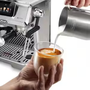 DL9455 - La Specialista Touch Manual Pump Bean to Cup Coffee Machine
