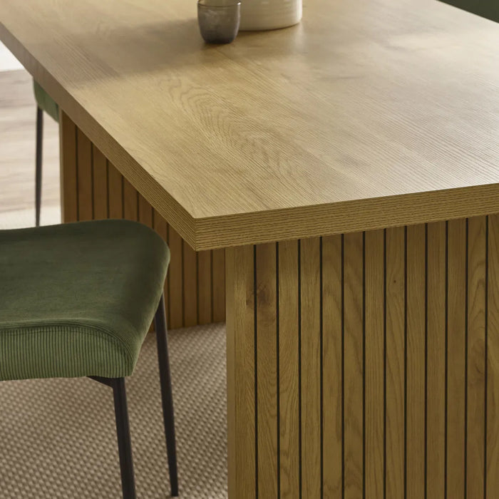 Arundel Rectangular Dining Table