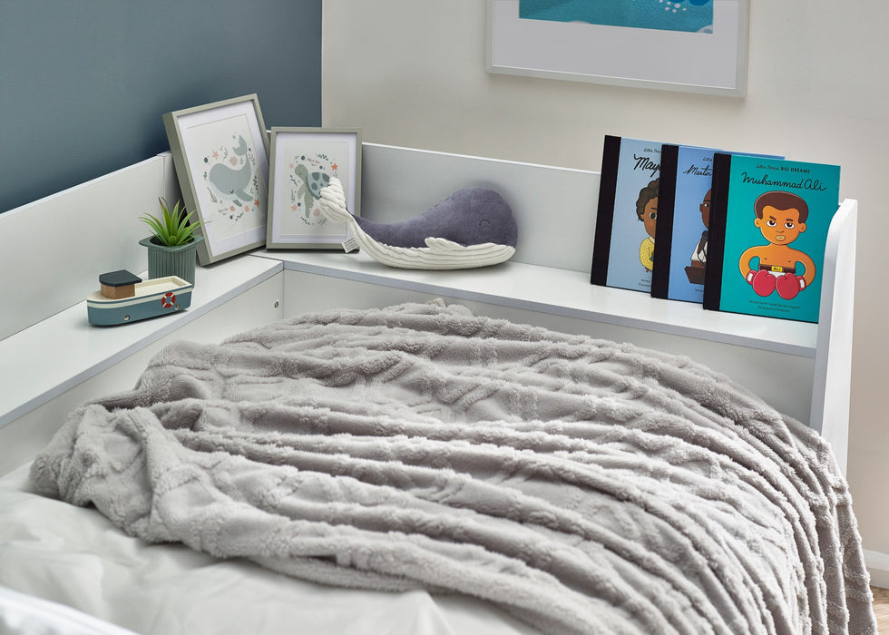 Cyclone Daybed All White