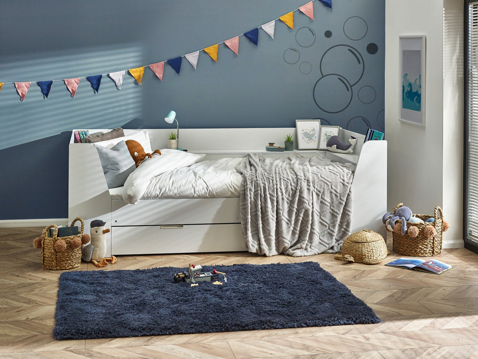 Cyclone Daybed All White