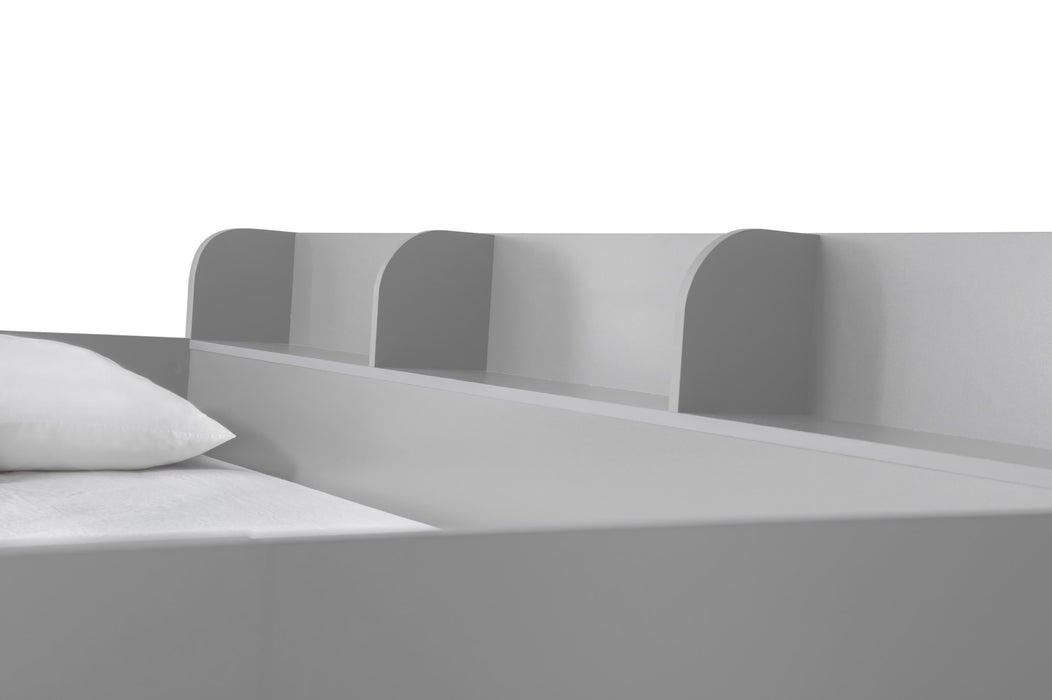 Domino Triple Sleeper Light Grey