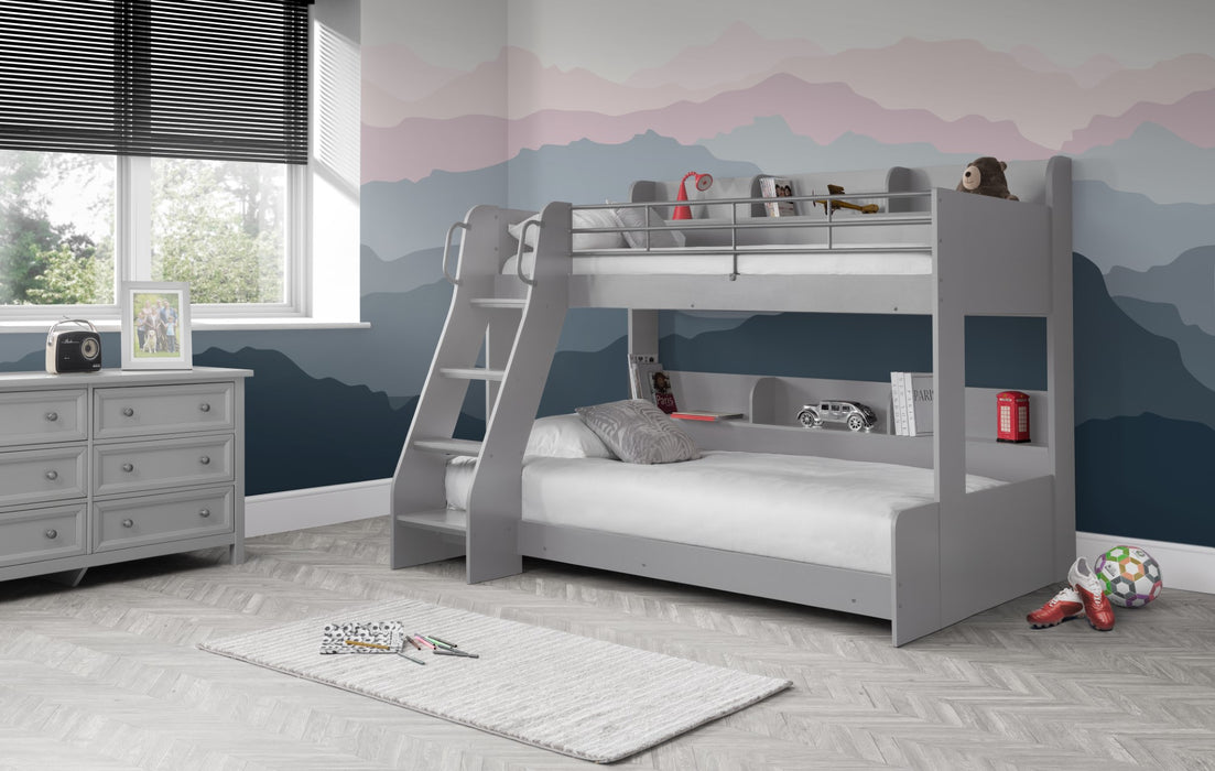 Domino Triple Sleeper Light Grey