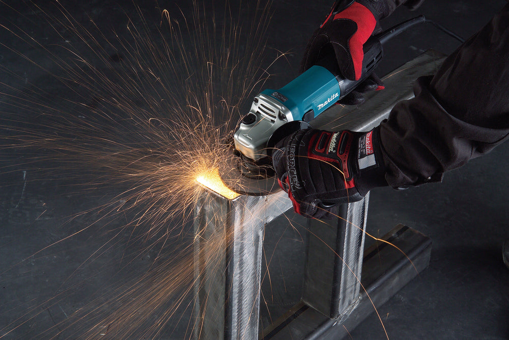 GA4530R/2 720W Angle Grinder