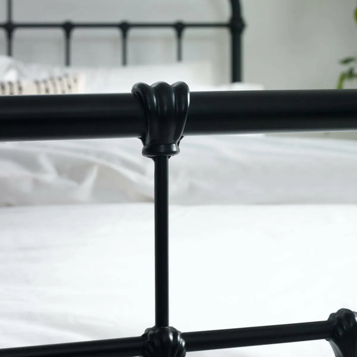 Logan 120cm Small Double Metal Bed - Black