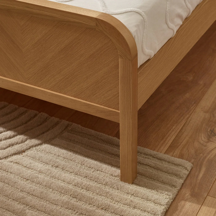 Milo Oak Chevron 150cm King Bed