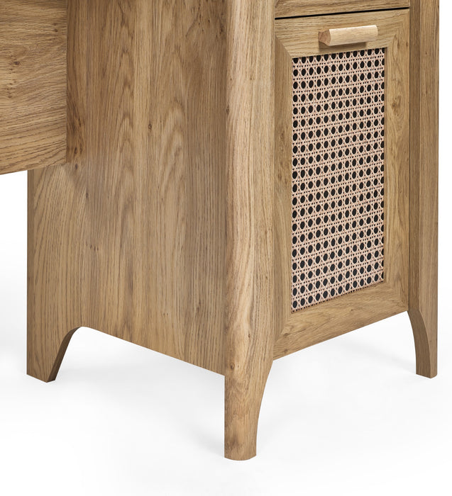 Sydney Desk