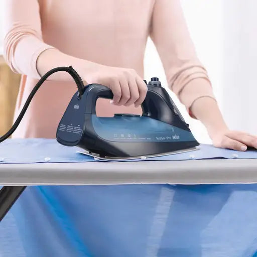 BN7160 3000W Texstyle 7 3000W Steam Iron